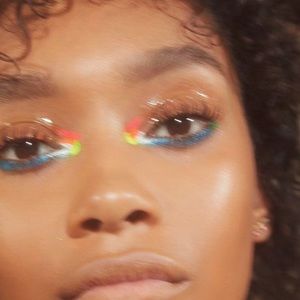 Meet your Posher, Asal